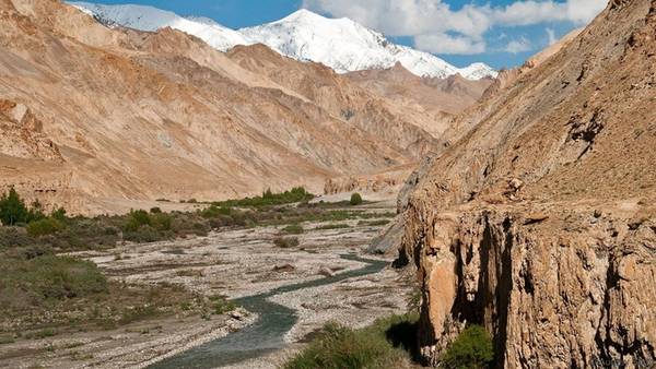 {}, ladakh – vùng đất bí ẩn trên dãy himalaya