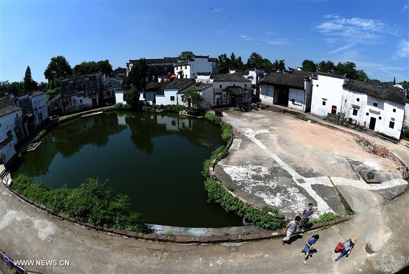 Khám phá ngôi làng Bát Quái Chu Cát và “Bát Trận đồ” của Khổng Minh