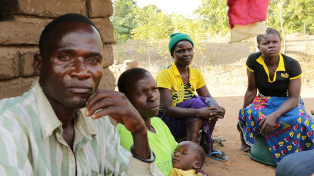 malawi, vùng đất cho phép con gái được “yêu” từ sớm, bố mẹ thuê trai trẻ đến nhà để... ngủ với con gái mình