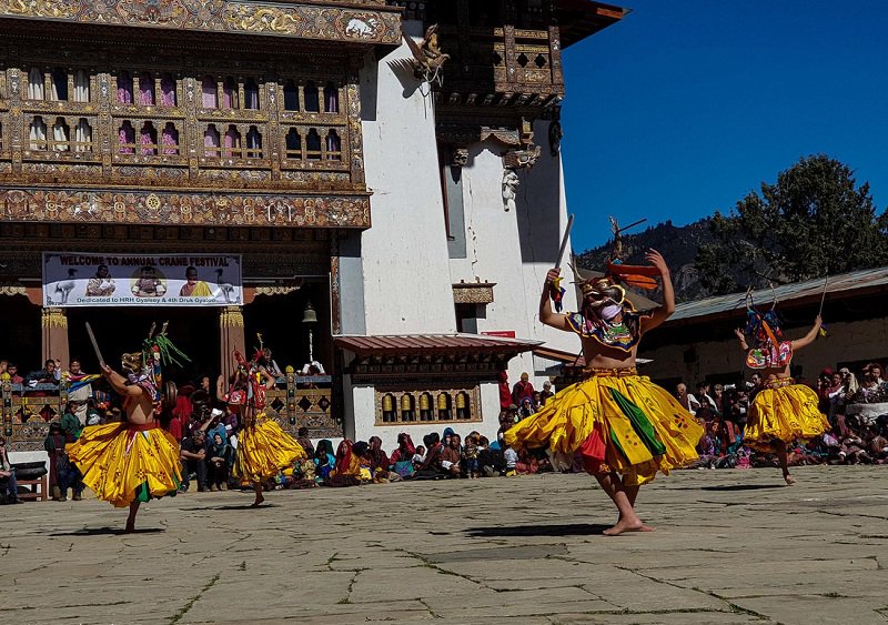 {}, bhutan - nơi hạnh phúc được khai sáng?