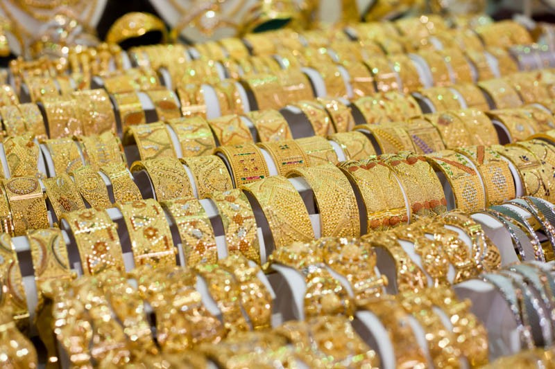 {}, khám phá khu chợ bán vàng theo cân ở quốc gia siêu giàu