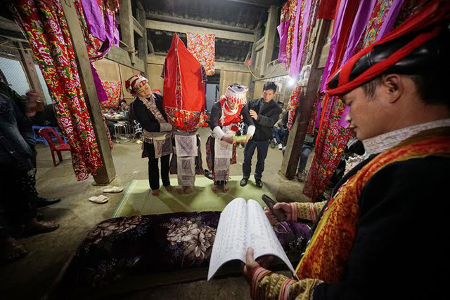 đám cưới của người dao đỏ, khám phá các phong tục lạ trong đám cưới của người dao đỏ