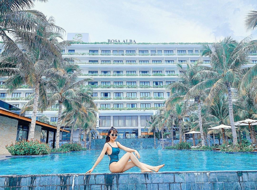 Choáng ngợp trước top resort Phú Yên view biển xịn sò, lên hình cực chất