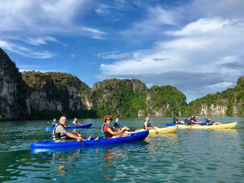 chơi gì ở hạ long, du lịch hạ long, đặt phòng, chơi gì ở hạ long? những hoạt động không thể bỏ lỡ