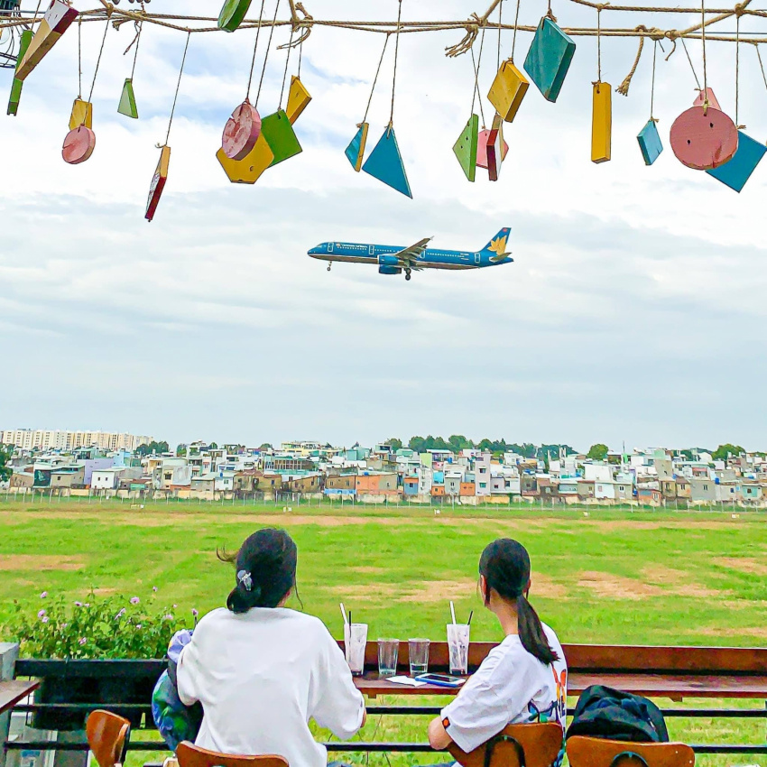quán cafe ngắm máy bay, quán cafe có view ngắm máy bay hạ cánh siêu xịn tại sài gòn