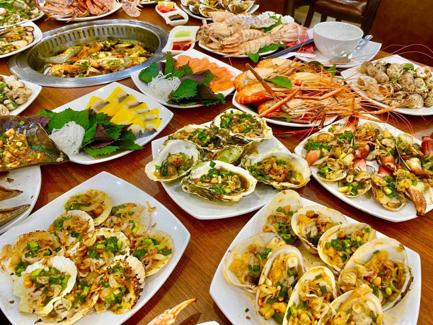 buffet hải sản hà nội, buffet hải sản, buffet hải sản ngon, hải sản hà nội, top 7 nhà hàng buffet hải sản hà nội ngon, giá cả phải chăng