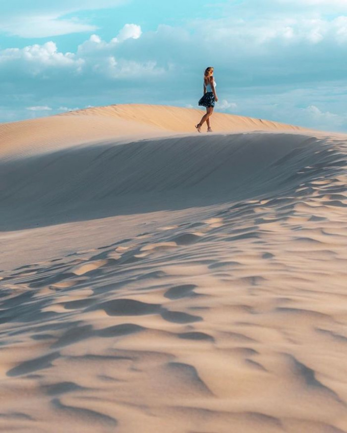 đặt phòng, đi phan thiết, điểm danh các đồi cát đẹp ở việt nam cứ ngỡ lạc vào sahara