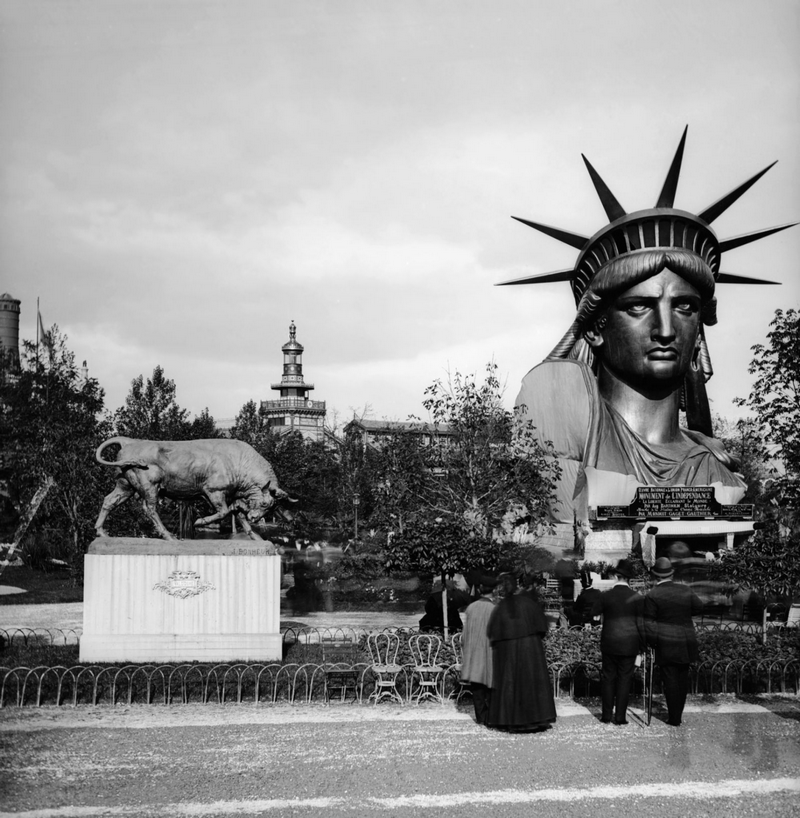 Hoài niệm Paris qua 13 bức ảnh đen trắng chụp từ thế kỉ trước