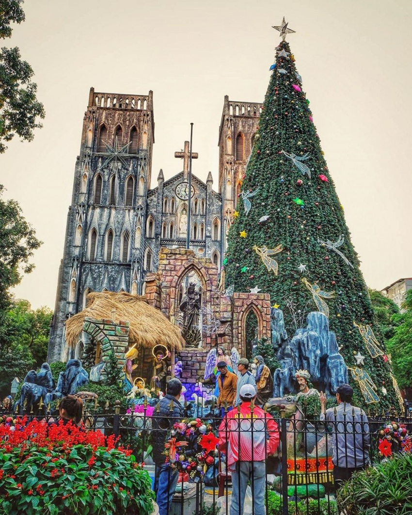 Noel đến rồi, ghé ngay “Nhà thờ lớn Hà Nội” để có ngay những shoot hình đậm chất Giáng sinh