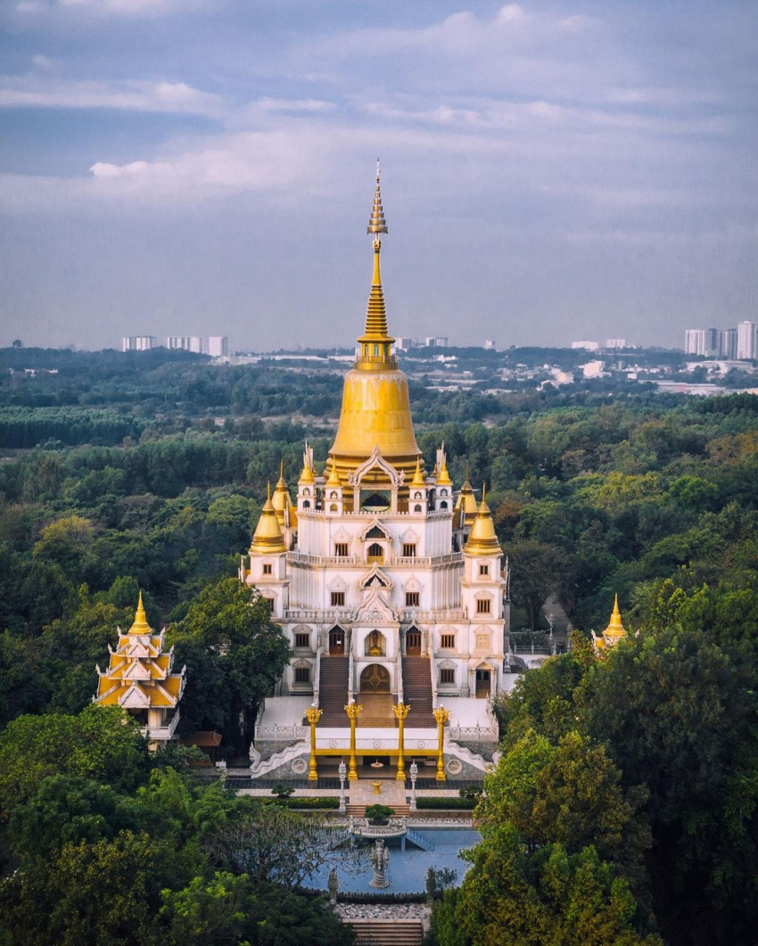 Khám phá chùa Bửu Long - “ngôi chùa Thái” đẹp lộng lẫy giữa Sài Gòn