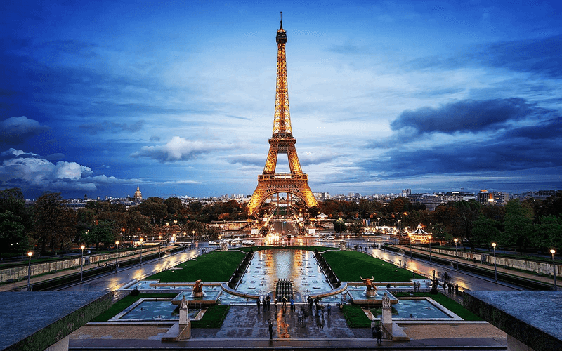 10 bí mật thú vị về tháp Eiffel có thể bạn không biết