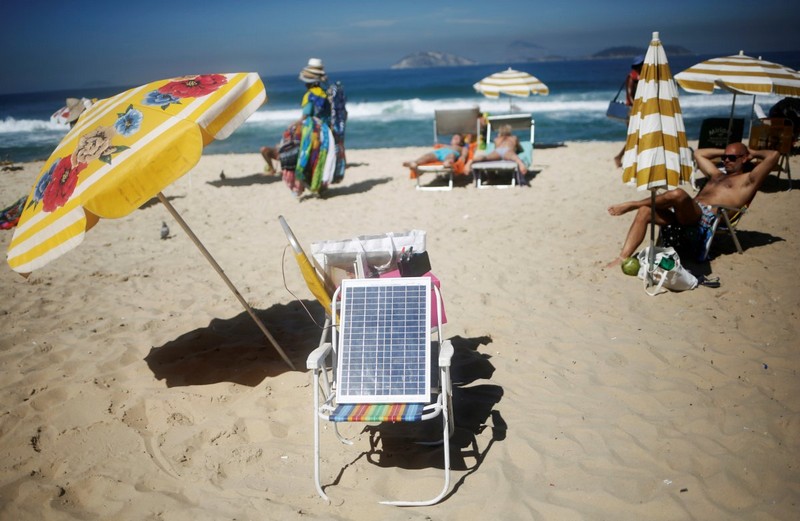 Bãi biển ở Rio de Janeiro sôi động trong những ngày cận kề Olympic năm nay
