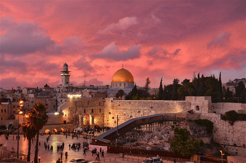 {}, jerusalem – vùng đất thiêng hiện thân của tôn giáo, văn hóa và lịch sử