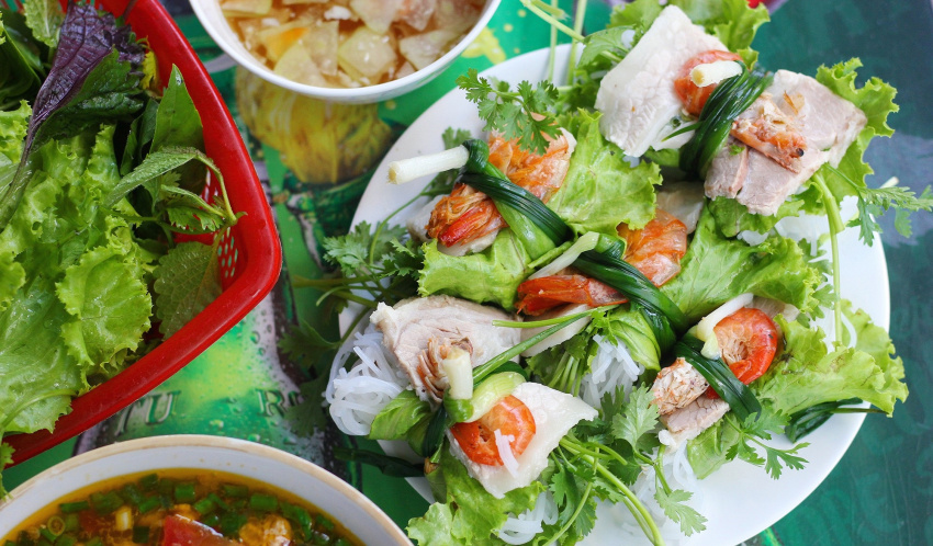 Phát thèm với những món ăn làm từ tôm không thể không ăn khi đi Hà Nội