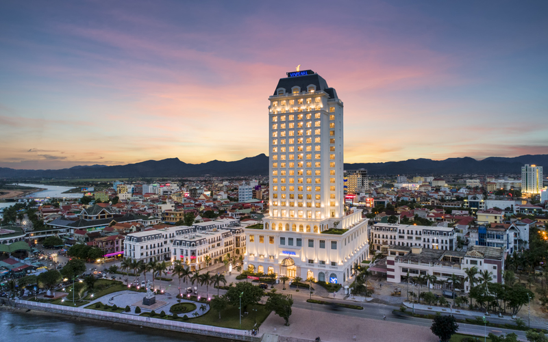 Đi Quảng Bình ngày hè, nghỉ dưỡng sang chảnh tiết kiệm với top 3 khách sạn được review tích cực