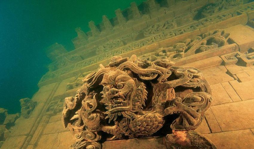 Kỳ bí thành phố cổ dưới đáy hồ được mệnh danh “Atlantis phương Đông”