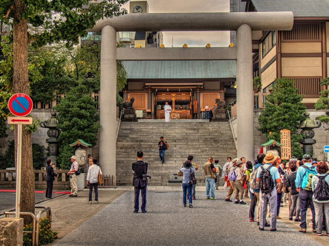 Những ngôi đền ở Tokyo, nơi lưu giữ những điều ước kỳ lạ