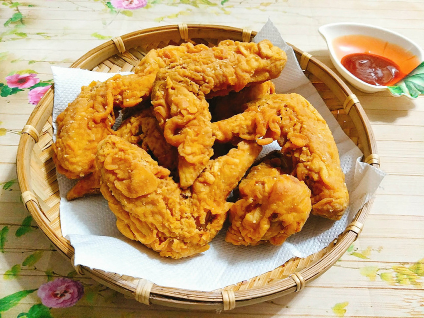 Ngất ngây hương vị gà rán giòn tại Singapore