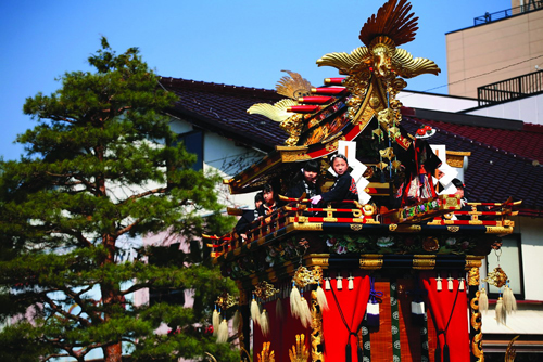 Lễ hội rước kiệu đầy màu sắc ở Nhật Bản