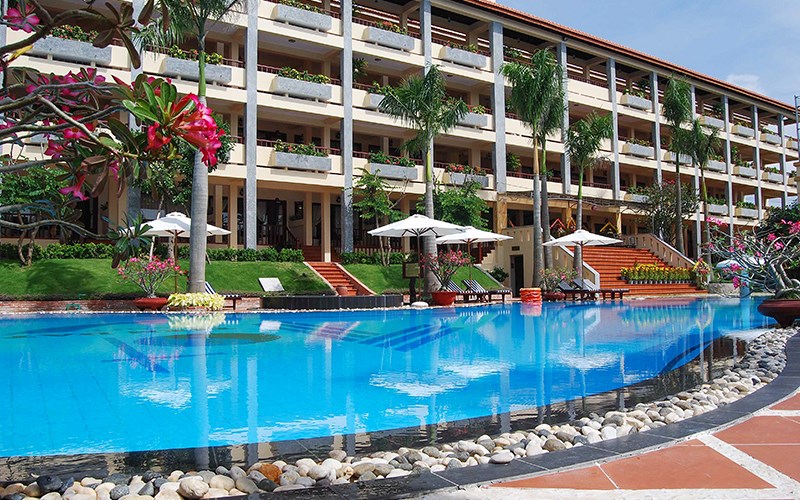 canary beach resort, tropical ocean villa & resort, viva boutique resort, 5 resort phan thiết giá rẻ cho bạn nghỉ khoẻ re