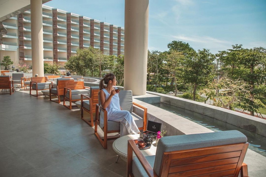 resort phú quốc, crowne plaza phú quốc: phòng hướng biển + ăn sáng + đưa đón sân bay + miễn phí trẻ từ 1.035k/khách