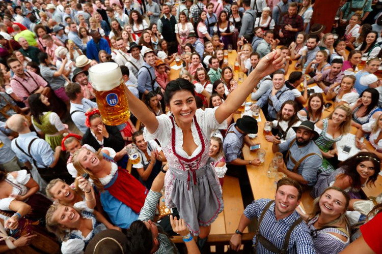 du lịch đức, choáng ngợp lễ hội bia lớn nhất thế giới oktoberfest tại đức