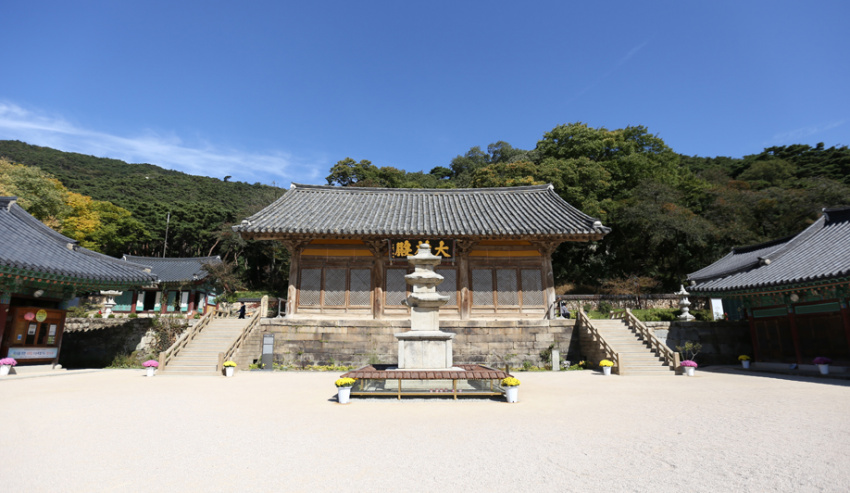 bongeunsa, gagwonsa, haedong yonggung, sudeoksa, 5 ngôi chùa phật giáo không thể bỏ qua khi du lịch hàn quốc