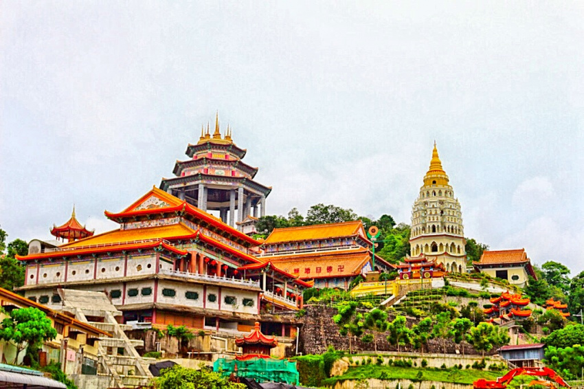du lịch malaysia, du lịch malaysia thăm ngôi chùa lớn nhất đông nam á