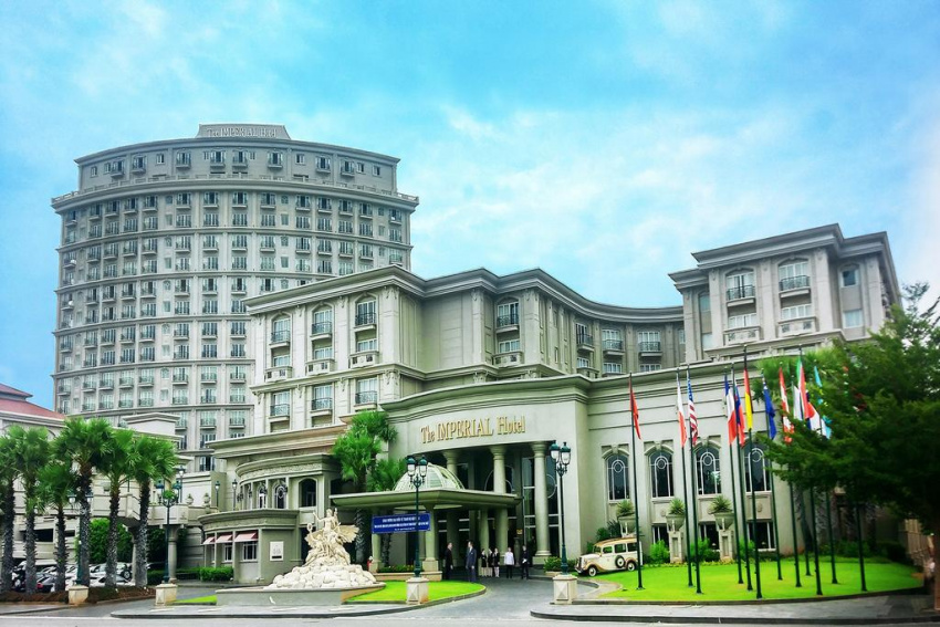 Cận cảnh khách sạn có “thần thái hoàng gia” sang chảnh bậc nhất Vũng Tàu