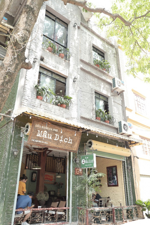 Ghé thăm Café Mậu Dịch để hoài niệm về thời bao cấp của du lịch Hà Nội