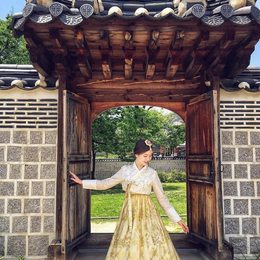 gyeongbokgung, hàn quốc, du lịch hàn quốc sẽ tiếc hùi hụi nếu quên ghé địa điểm diện hanbok check-in đẹp như phim