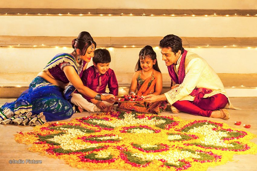 Du lịch Malaysia tham gia lễ hội Deepavali của cộng đồng người Ấn