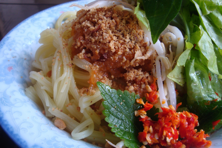 Bánh dây Bồng Sơn – đặc sản lạ mà ngon của du lịch Quy Nhơn