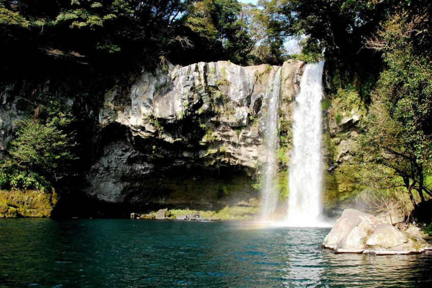 Những thác nước đẹp nhất Hàn Quốc khiến du khách quên đường về
