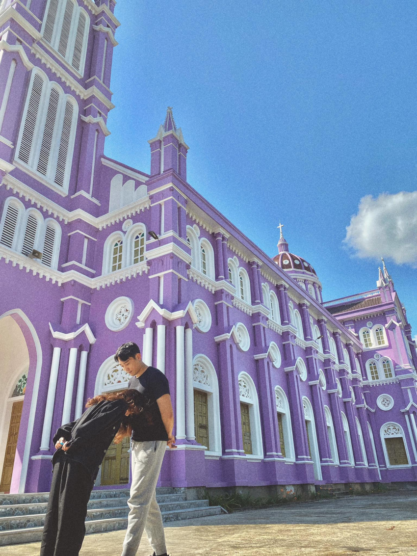 nhà thờ giáo xứ phú xuân, nhà thờ tại nghệ an, điểm mặt 3 nhà thờ sắc màu làm giới trẻ “đứng ngồi không yên” ở xứ nghệ