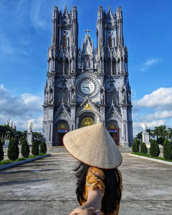 Nhà thờ Bác Trạch Thái Bình, điểm check-in siêu hot gần Hà Nội