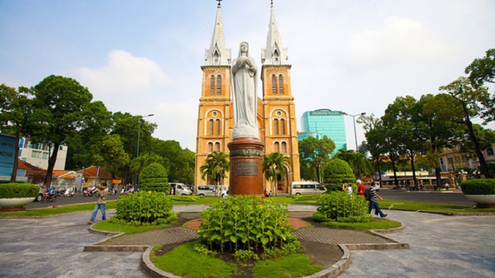 Nhà thờ Đức Bà công trình kiến trúc độc đáo nhất Sài Gòn