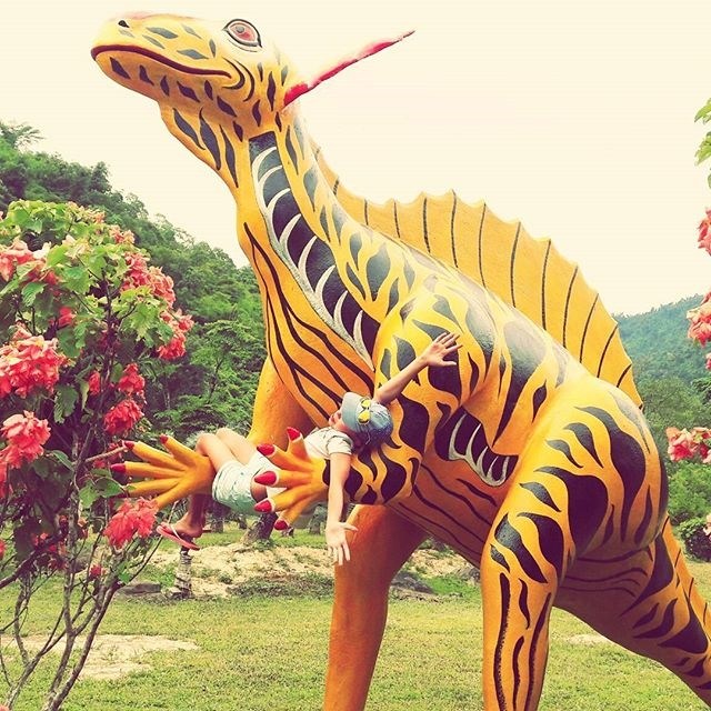 du lịch nha trang, đi nha trang, book gấp lịch chơi với khủng long, tắm suối khoáng nóng tại “jurassic world” khánh hòa “xịn” nhất cả nước