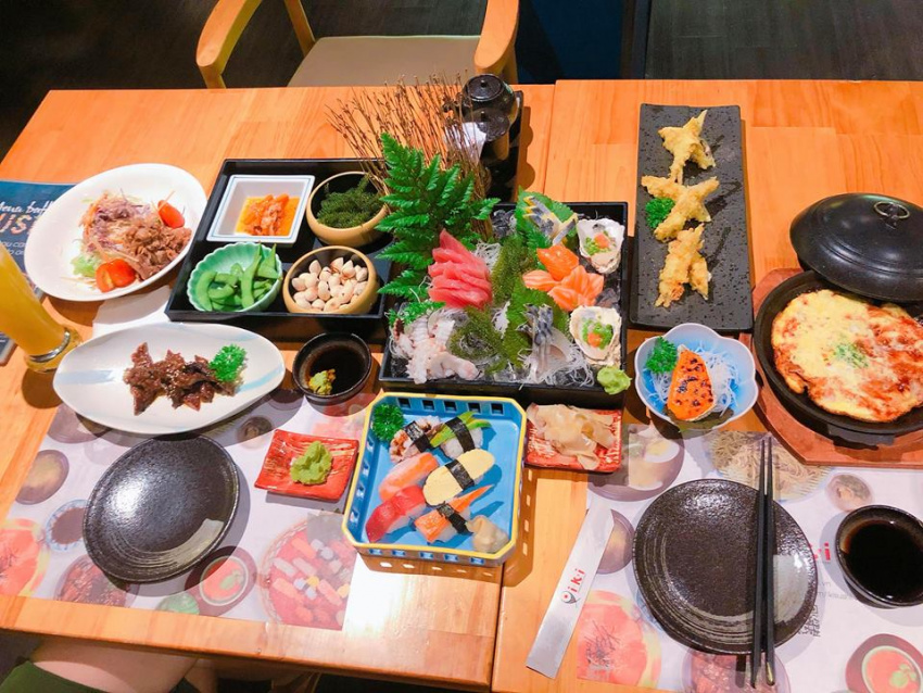 ăn uống,   													quán buffet không gian đẹp mắt, đa dạng món ăn với hơn 100 món tại iki sushi quận 1