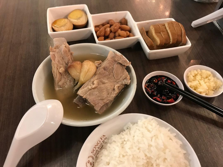Canh sườn heo – món ăn nổi tiếng của Singapore