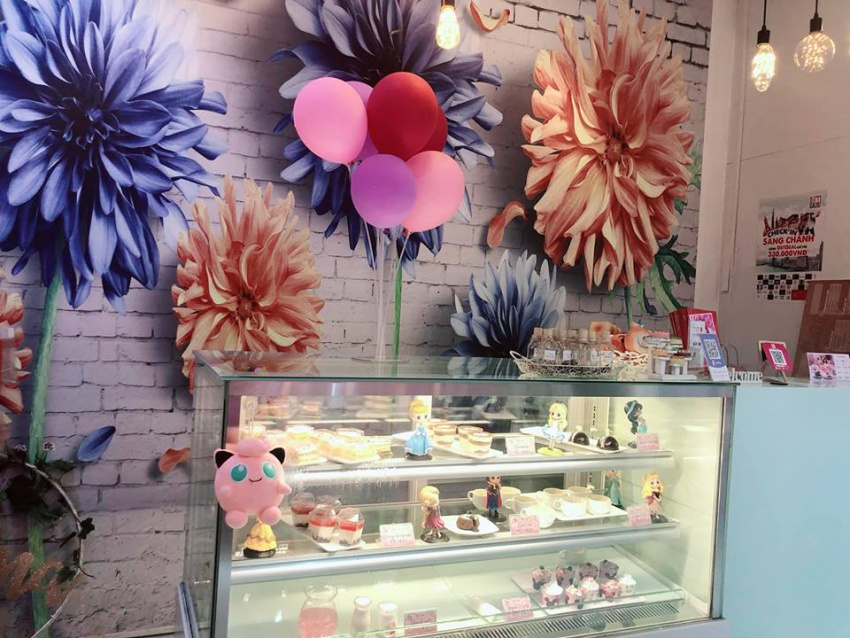 quán cafe,   													doll’s cake & tea, cửa hàng bánh ngọt có view siêu dễ thương tại quận 3
