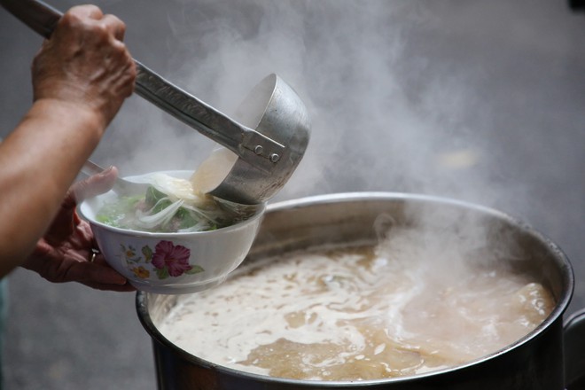 phở bò, phở bò hà nội, phở, phở hà nội, ẩm thực hà nội, top 5 quán phở bò ngon bá cháy hà nội