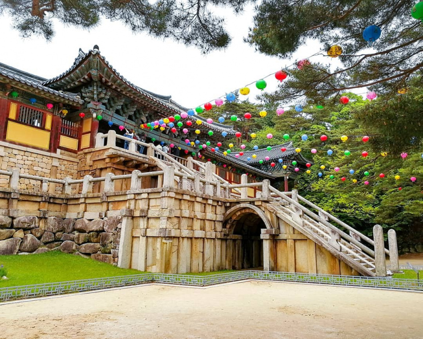 bãi biển hyeopjae, naganeupseong, ngôi đền bulguksa, rừng tre juknokwon ở damyang, suncheon, 10 thắng cảnh khiến trái tim “loạn nhịp” ở hàn quốc (p1)