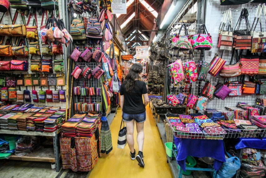 du lịch thái lan cập nhật ngay: nơi mua túi và phụ kiện ‘siêu chất’ ở bangkok