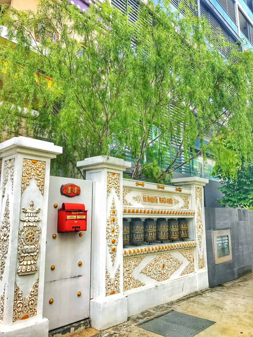 Tham quan 2 địa điểm tâm linh ở Geylang khi du lịch Singapore