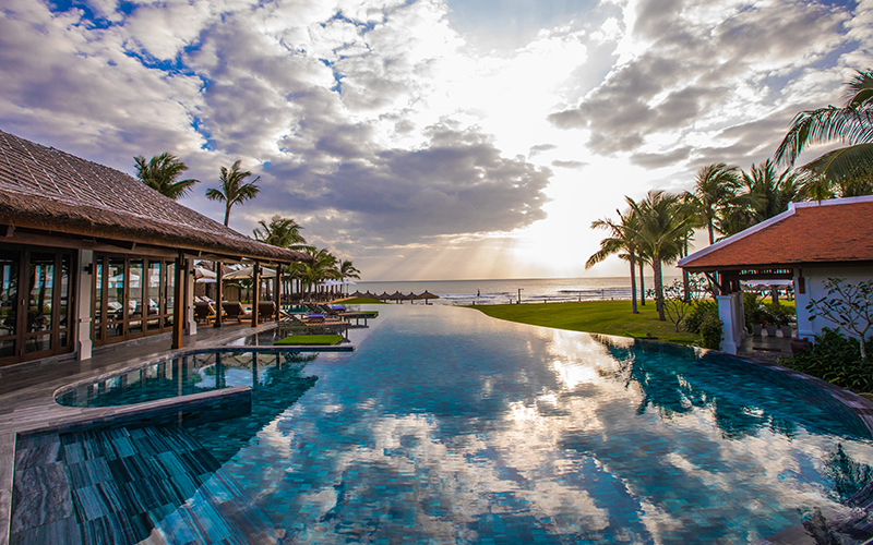 Nghỉ dưỡng Bãi Dài tại ‘resort Nha Trang’ được nhiều ‘vote yêu thích’ nhất hè này
