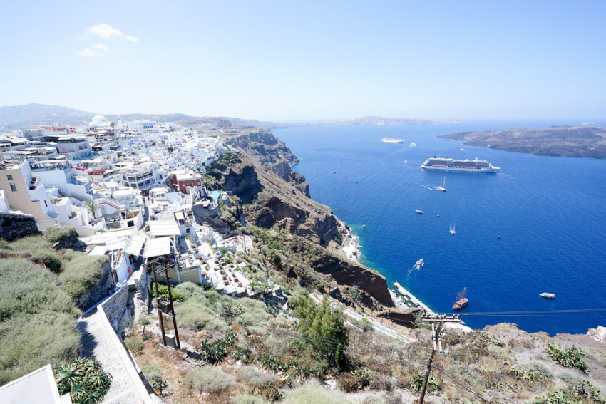Du lịch Châu Âu tại Santorini – hòn đảo thiên đường được nhiều sao Việt check-in