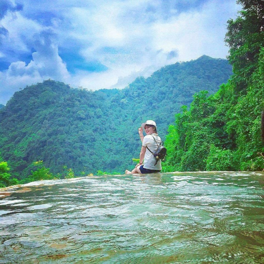 du lịch hè, du lịch hè cần gì phải đi xa, ngay thanh hóa có một thác nước đẹp như tranh thế này