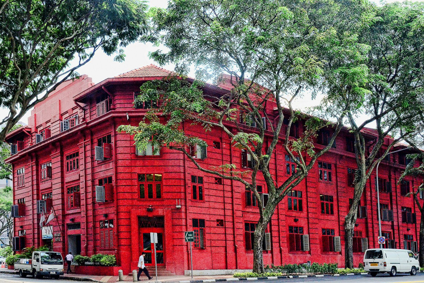 Khám phá bảo tàng ‘đỏ chóe’ giữa lòng Singapore
