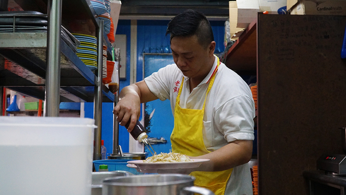 du lịch malaysia, du lịch malaysia | nhà hàng 61 năm chỉ bán cơm gà và giá xào